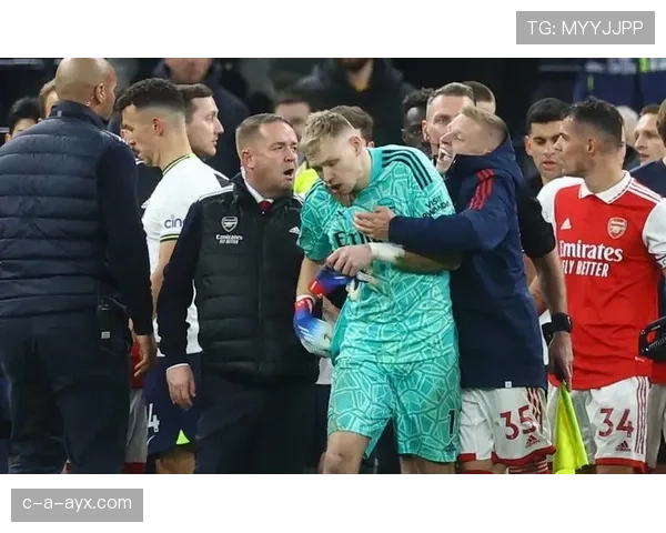 哥伦比亚队高压逼抢战术焕然一新,竞技风格引热议 哥伦比亚队高压逼抢战术焕然一新,竞技风格引热议