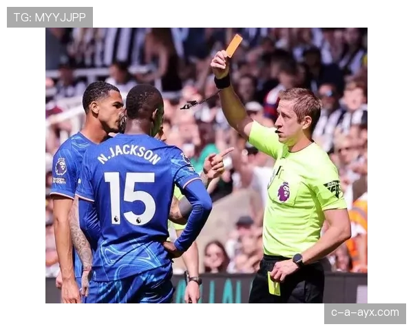 切尔西与利物浦英超激战正酣,积分榜争夺白热化 切尔西与利物浦英超激战正酣,积分榜争夺白热化